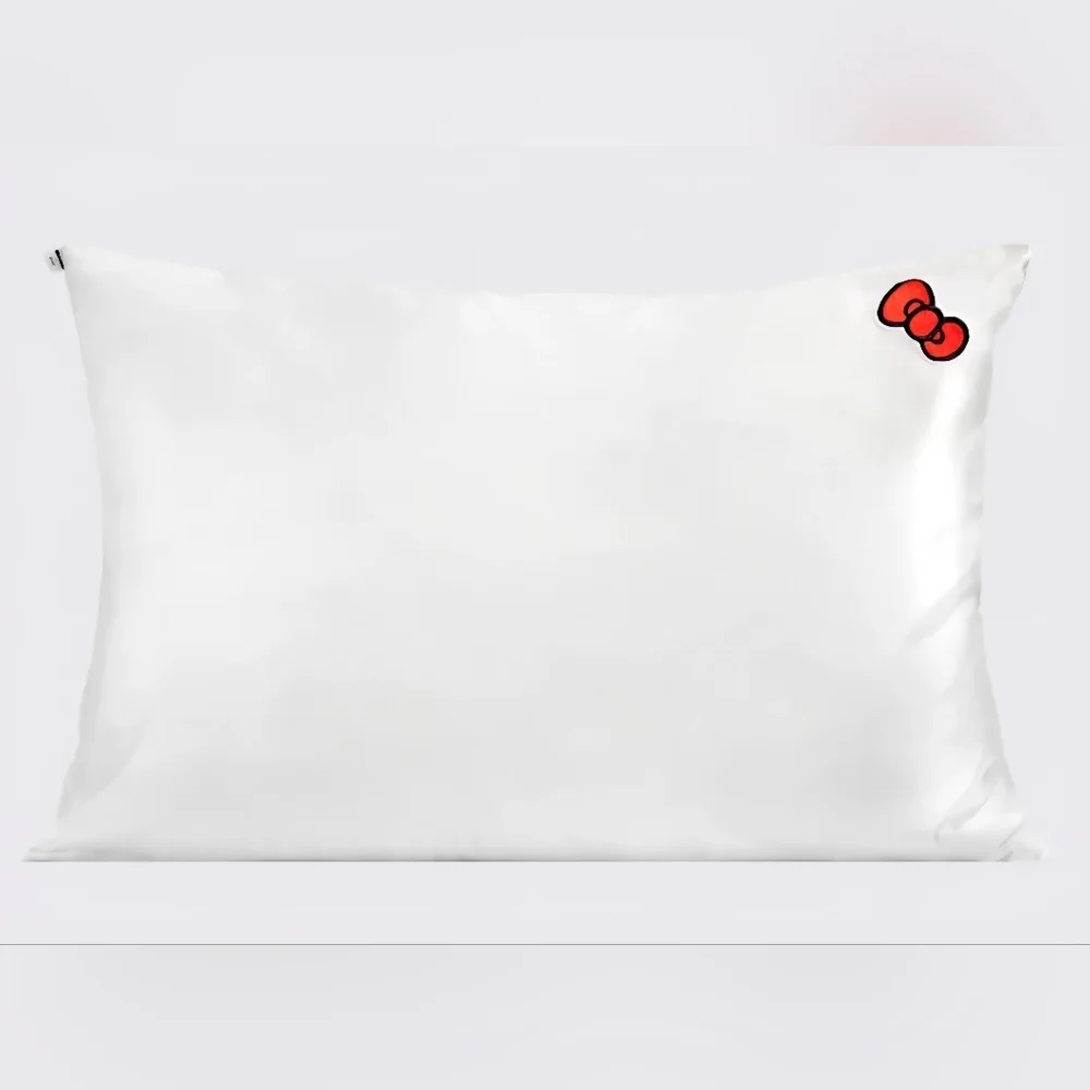 Kitsch x Hello Kitty Satin Pillowcase in Ivory Kitty Bow